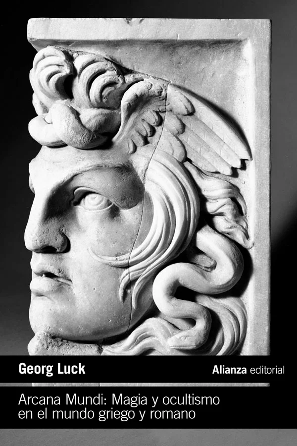 <p>En este amplísimo compendio de textos grecolatinos acerca de la magia y las ciencias ocultas en la Antigüedad, Georg Luck proporciona a lo larg...