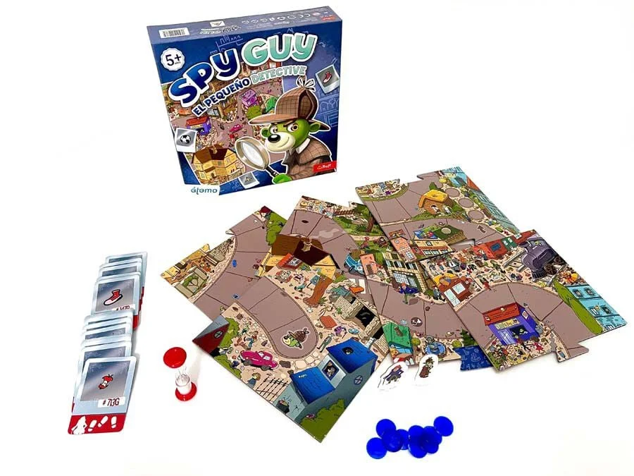 <strong>Spy Guy</strong> és un joc de taula cooperatiu d'observació per a tota la família. Els jugadors han de treballar junts per ajudar el detec...