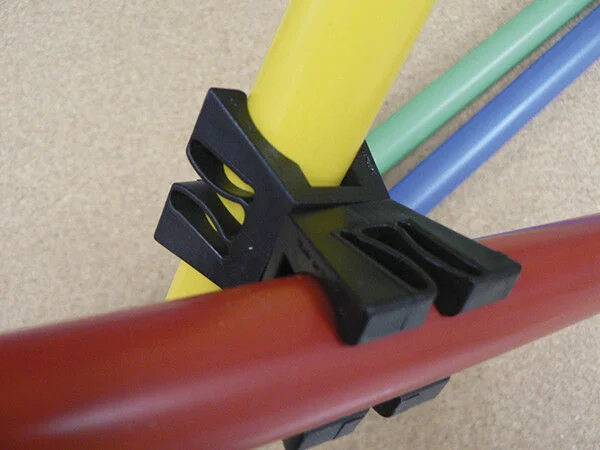Adaptador universal per a piques