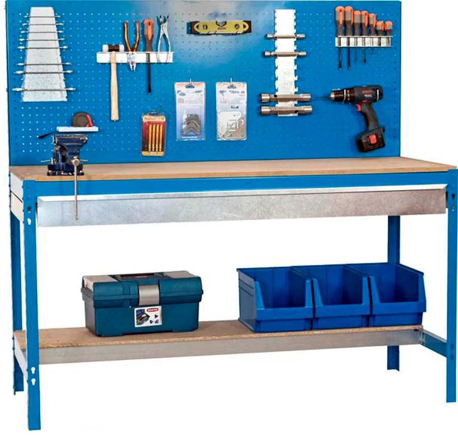 Banc de treball sobre fusta i panell d’eines 150x60x144cm Banc de treball sobre fusta i panell d’eines 150x60x144cm
