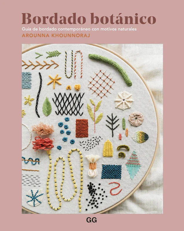 Descubre el arte del bordado botánico contemporáneo junto a la artista Arounna Khounnoraj. Con este completo manual, aprenderemos todo lo necesari...