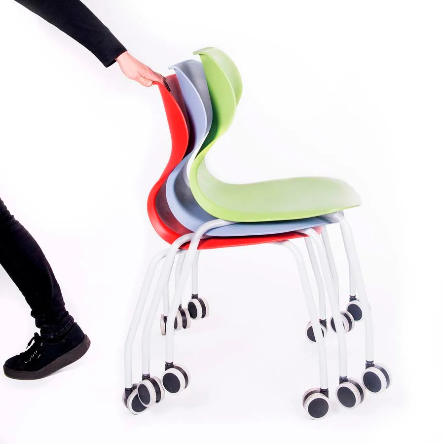 Cadira Mia Castors amb rodes T5 negre Cadira Mia Castors amb rodes T5 negre