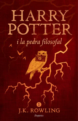 Harry Potter és orfe i viu en unes condicions infrahumanes a casa d?uns tiets despietats i del seu insuportable cosí Dudley. El Harry se sent molt...