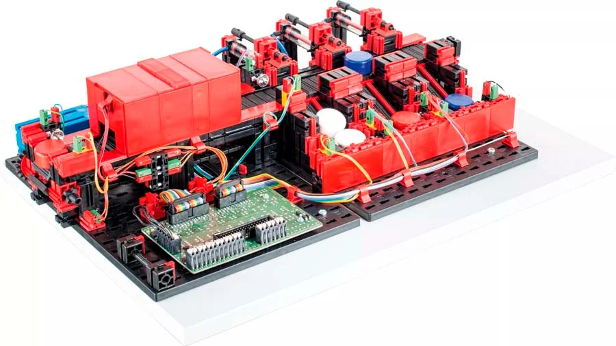 <p><strong>Fischertechnik Cinta de classificació amb reconeixement de color 24V</strong></p>La cinta de classificació amb reconeixement de color 2...