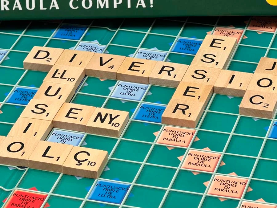 Scrabble Clàssic Català Fusta  