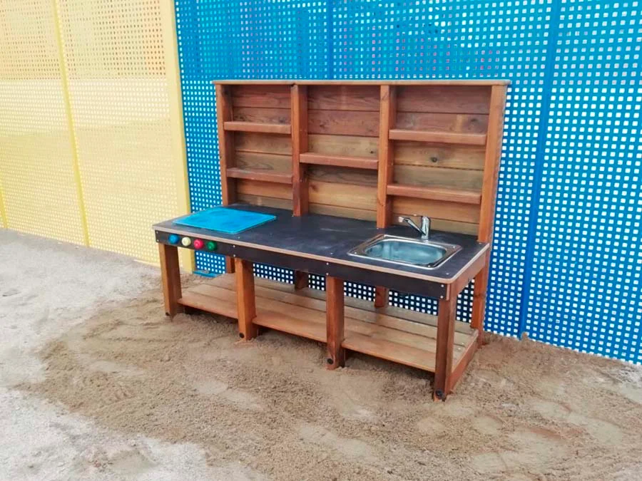 Cuineta exterior fusta 150x60x120cm Cuineta exterior fusta 150x60x120cm