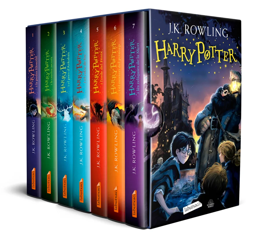 <p><strong>Totes les aventures de Harry Potter, ara reunides en un fantàstic estoig.</strong></p><p><b>Inclou els 7 llibres de la saga.</b></p> <p...