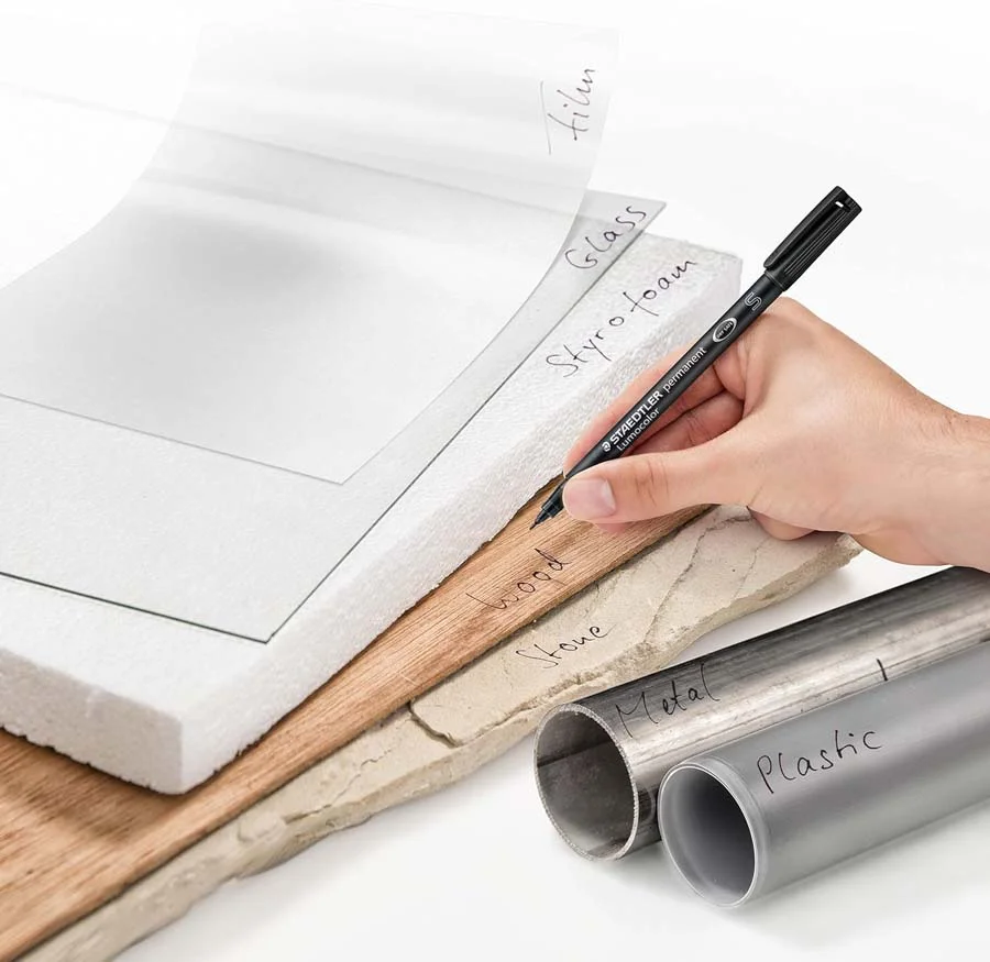 Retolador permanent Staedtler Lumocolor punta S negre