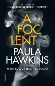 Després de La noia del tren, Paula Hawkins torna a estar brillant <BR>El descobriment del cadàver d'un noi assassinat brutalment en una casa flota...