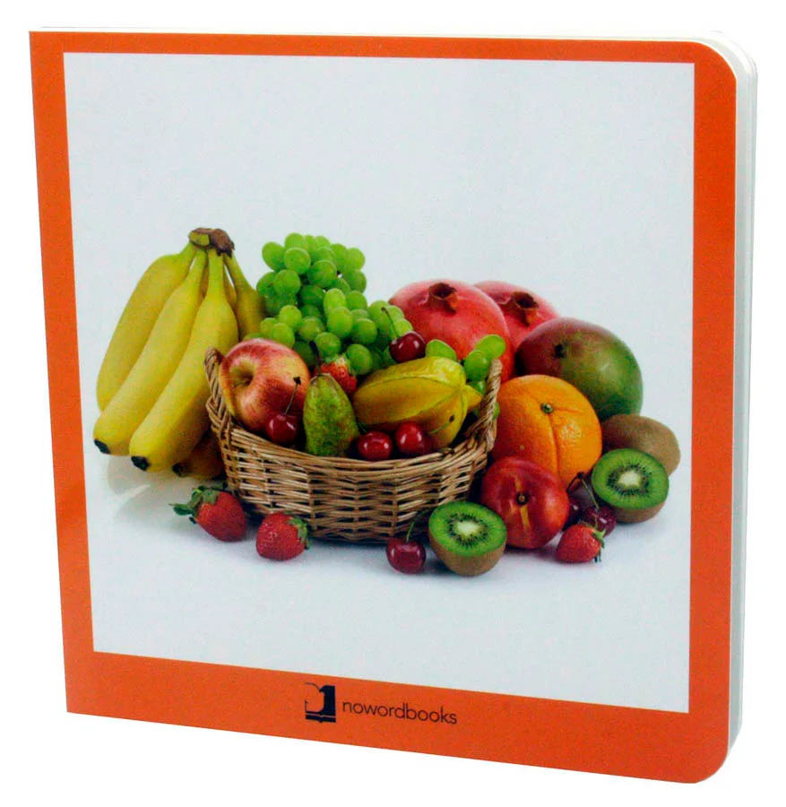 Libro fotográfico del las frutas más comunes. Perfecto para que tu hijx aprenda cuál es cuál y se familiarice con ellas así aprendiendo también qu...