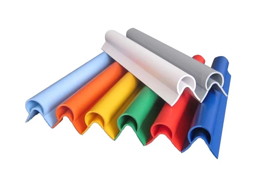 Protector cantonera PVC flexible 100x4x4cm