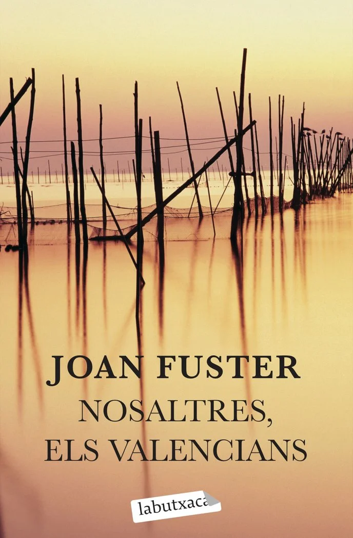 Nosaltres, els valencians és una de les obres més ambicioses de Joan Fuster, plena d'implicacions socials i polítiques, que expressen el seu idear...