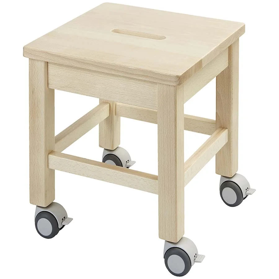 Tamboret amb rodes 35x33cm Tamboret amb rodes 35x33cm