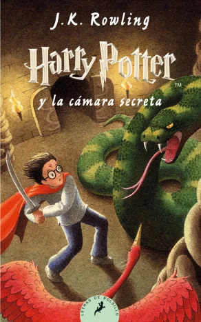 Tras derrotar una vez más a lord Voldemort, su siniestro enemigo en Harry Potter y la piedra filosofal, Harry espera impaciente en casa de sus ins...