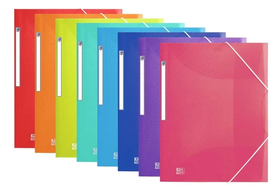 <p><b>Carpeta amb gomes 21 A4+ Oxford Urban</b><br><br>Carpeta de polipropilè Oxford Urban mida A4+, amb tancament de gomes, disseny modern i llom...