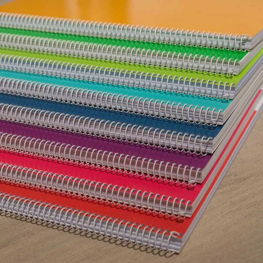 Llibreta espiral Escolofi Basic A4 80 fulls 4x4 coral Llibreta espiral Escolofi Basic A4 80 fulls 4x4 coral