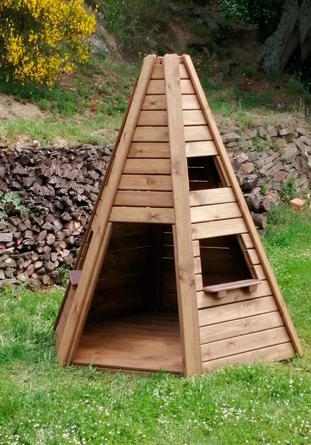 Cabana Tipi hexagonal petita Ø1,4x2m Cabana Tipi hexagonal petita Ø1,4x2m