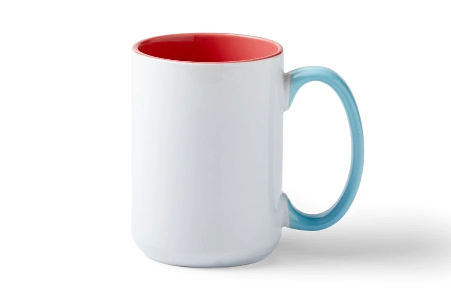 <p>Taza biselada Cricut Mug Press con un toque de color único que incluye una caja lista para regalar. Con un acabado cerámico suave y una superfi...
