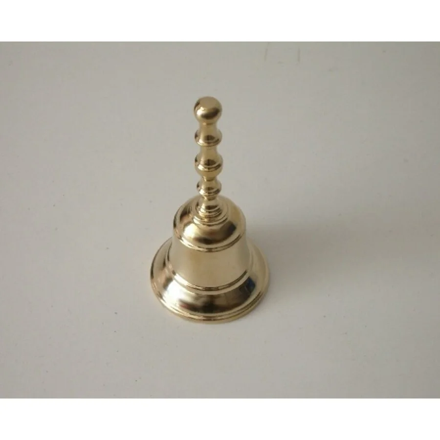 <p><strong>Campana amb mànec</strong> de la marca Honsuy®, de 3 x 6 cm. Ideal per començar a explorar el món del ritme i la percussió.<br><br><str...